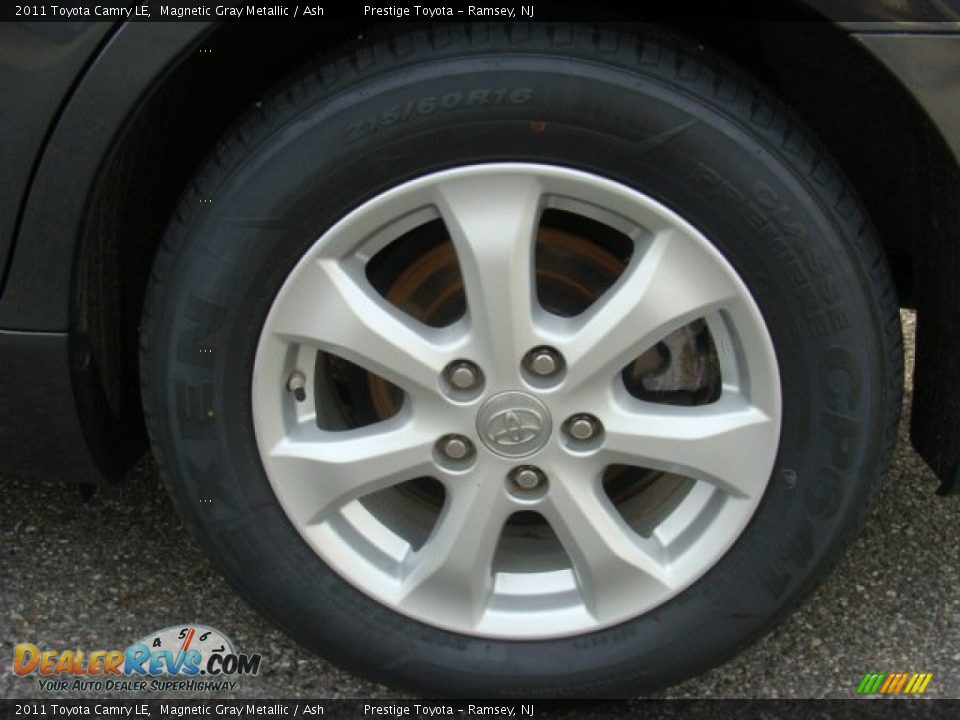 2011 Toyota Camry LE Magnetic Gray Metallic / Ash Photo #14