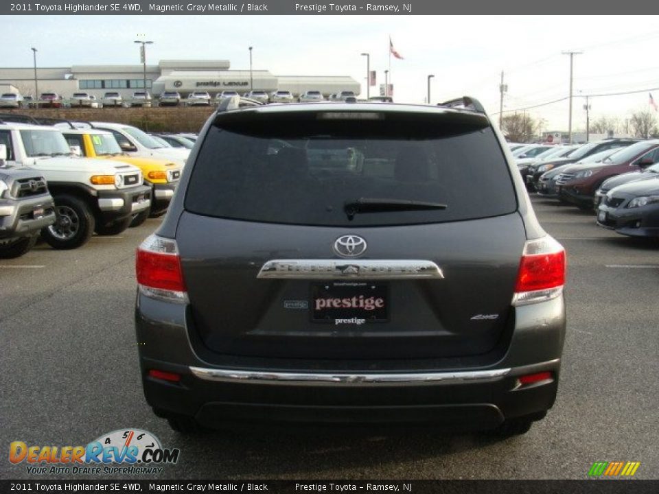 2011 Toyota Highlander SE 4WD Magnetic Gray Metallic / Black Photo #5