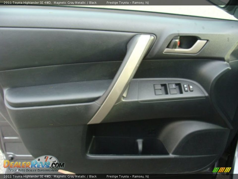 2011 Toyota Highlander SE 4WD Magnetic Gray Metallic / Black Photo #6