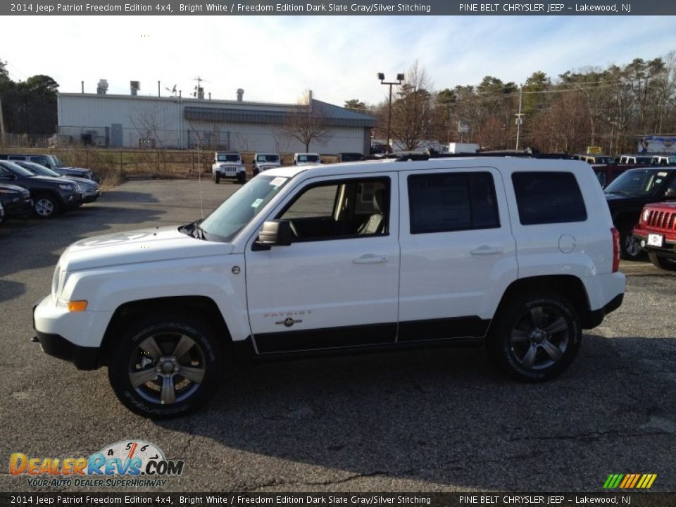 2014 Jeep Patriot Freedom Edition 4x4 Bright White / Freedom Edition Dark Slate Gray/Silver Stitching Photo #3
