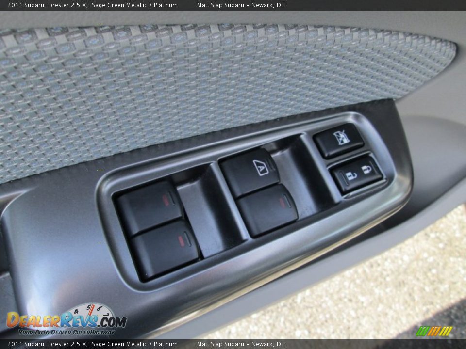 2011 Subaru Forester 2.5 X Sage Green Metallic / Platinum Photo #13
