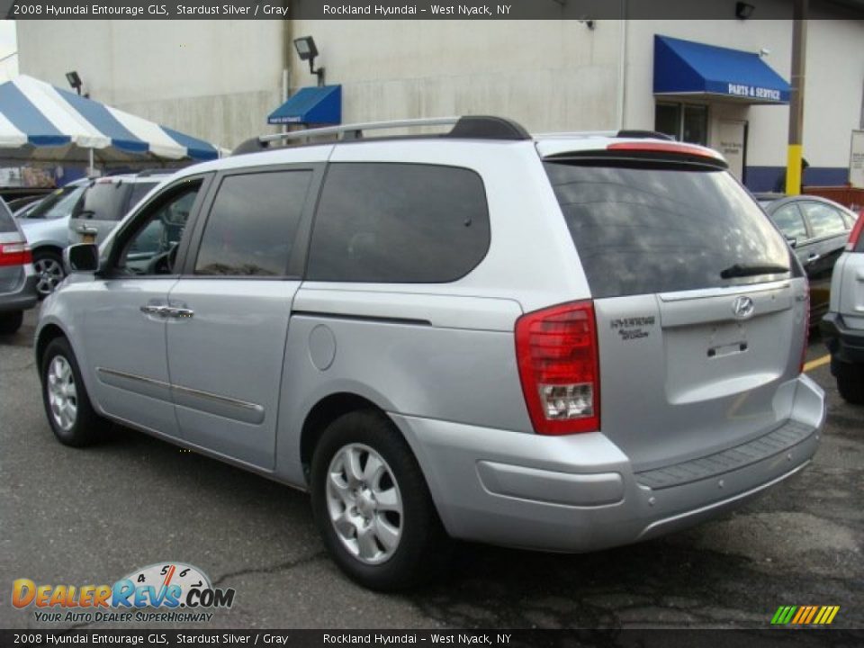 2008 Hyundai Entourage GLS Stardust Silver / Gray Photo #6