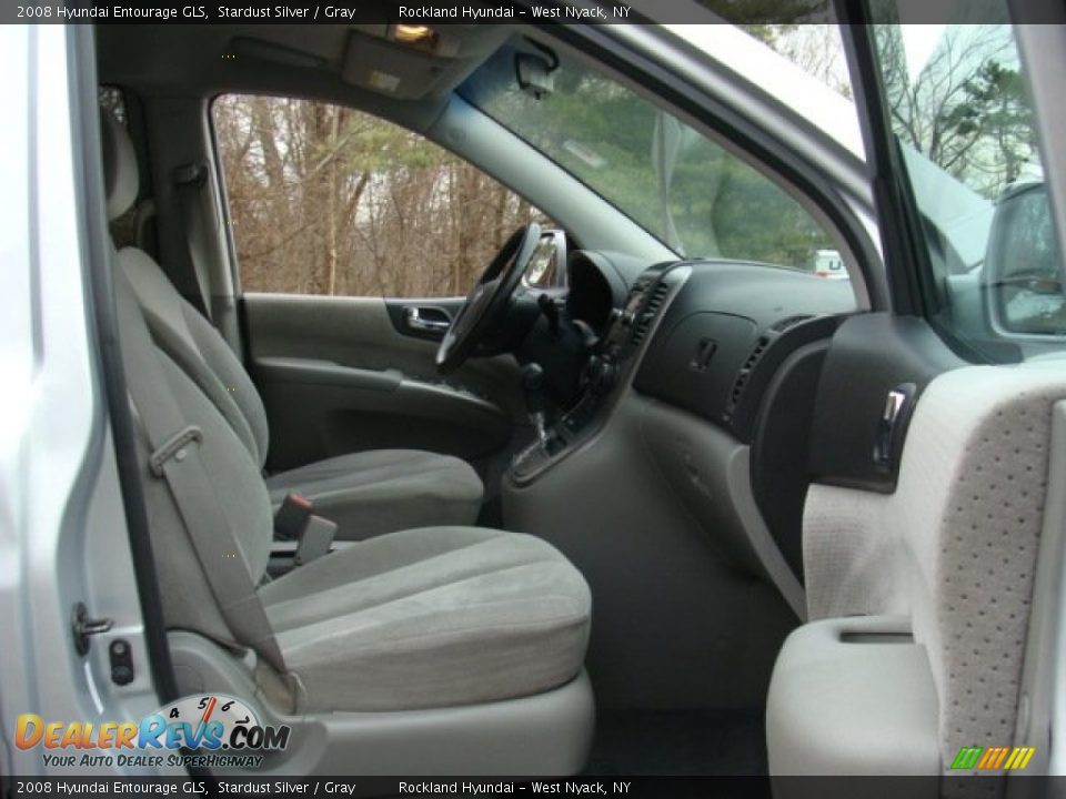 2008 Hyundai Entourage GLS Stardust Silver / Gray Photo #26
