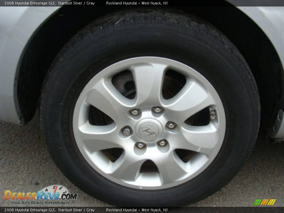 2008 Hyundai Entourage GLS Stardust Silver / Gray Photo #27