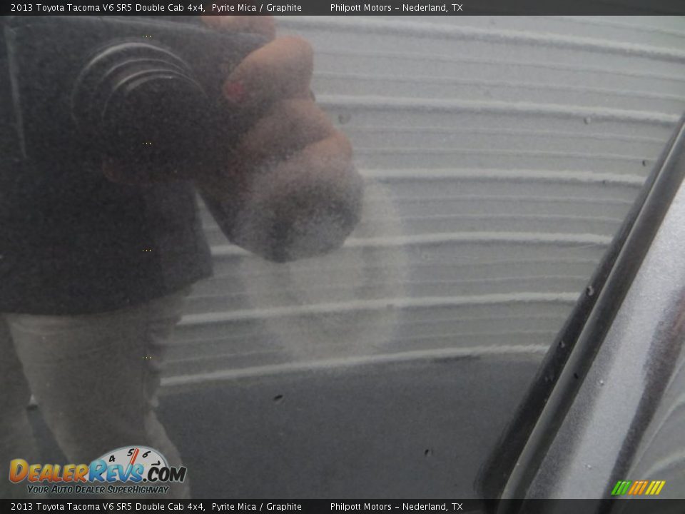 2013 Toyota Tacoma V6 SR5 Double Cab 4x4 Pyrite Mica / Graphite Photo #18