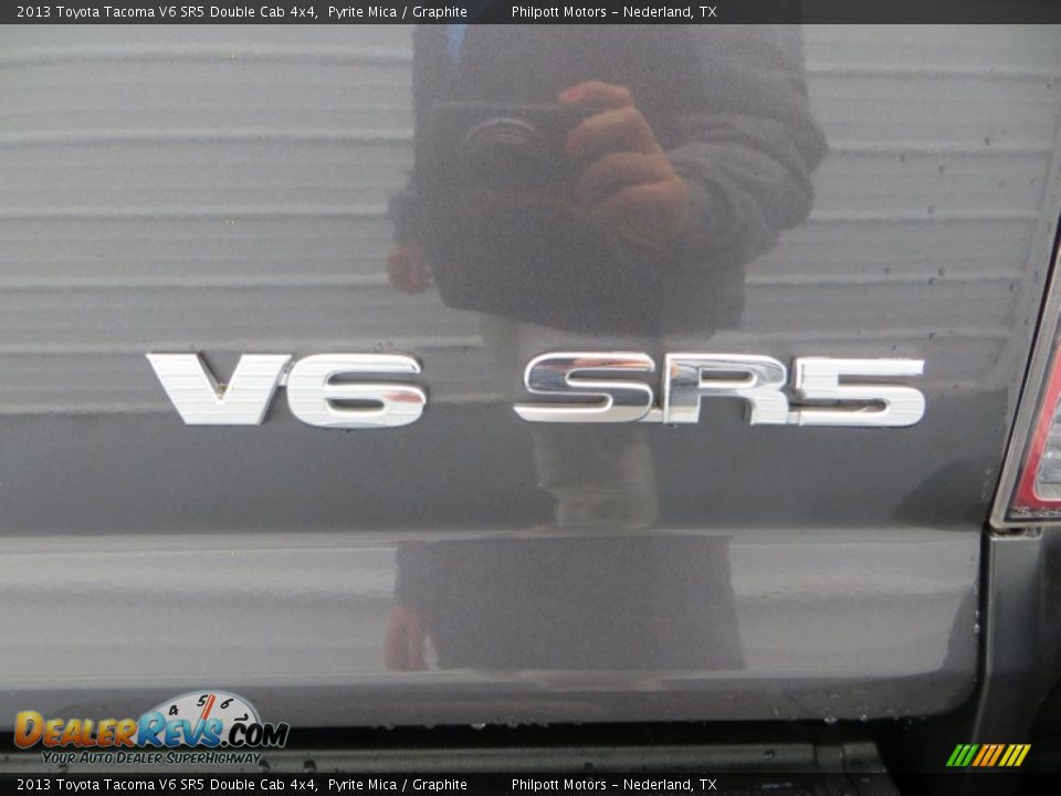 2013 Toyota Tacoma V6 SR5 Double Cab 4x4 Pyrite Mica / Graphite Photo #20