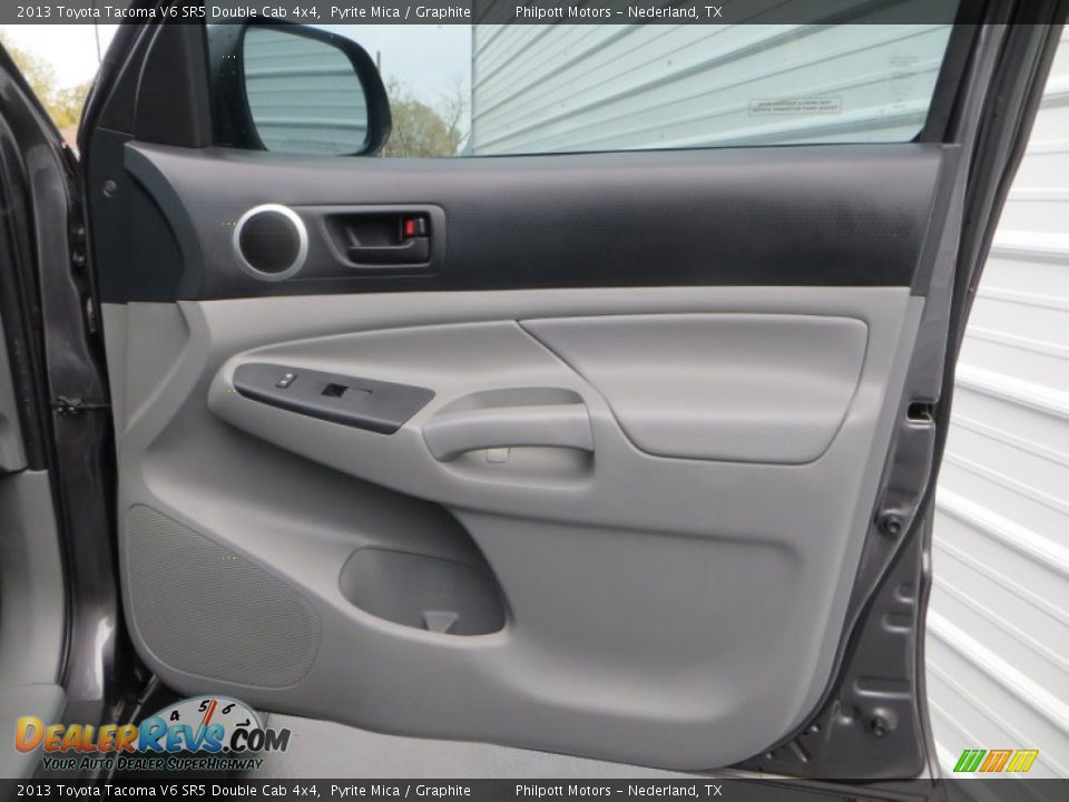 2013 Toyota Tacoma V6 SR5 Double Cab 4x4 Pyrite Mica / Graphite Photo #26