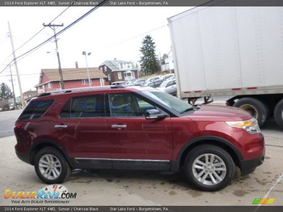 2014 Ford Explorer XLT 4WD Sunset / Charcoal Black Photo #4