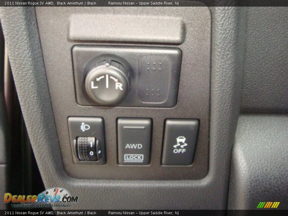 2011 Nissan Rogue SV AWD Black Amethyst / Black Photo #18