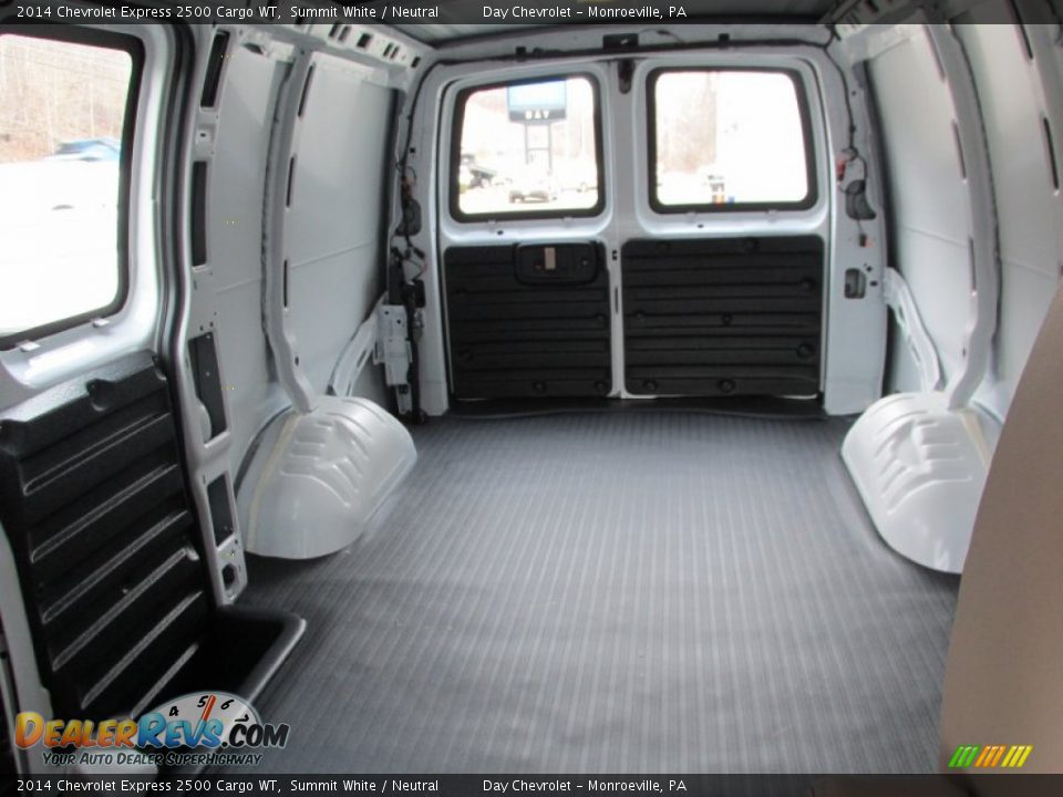 2014 Chevrolet Express 2500 Cargo WT Summit White / Neutral Photo #18