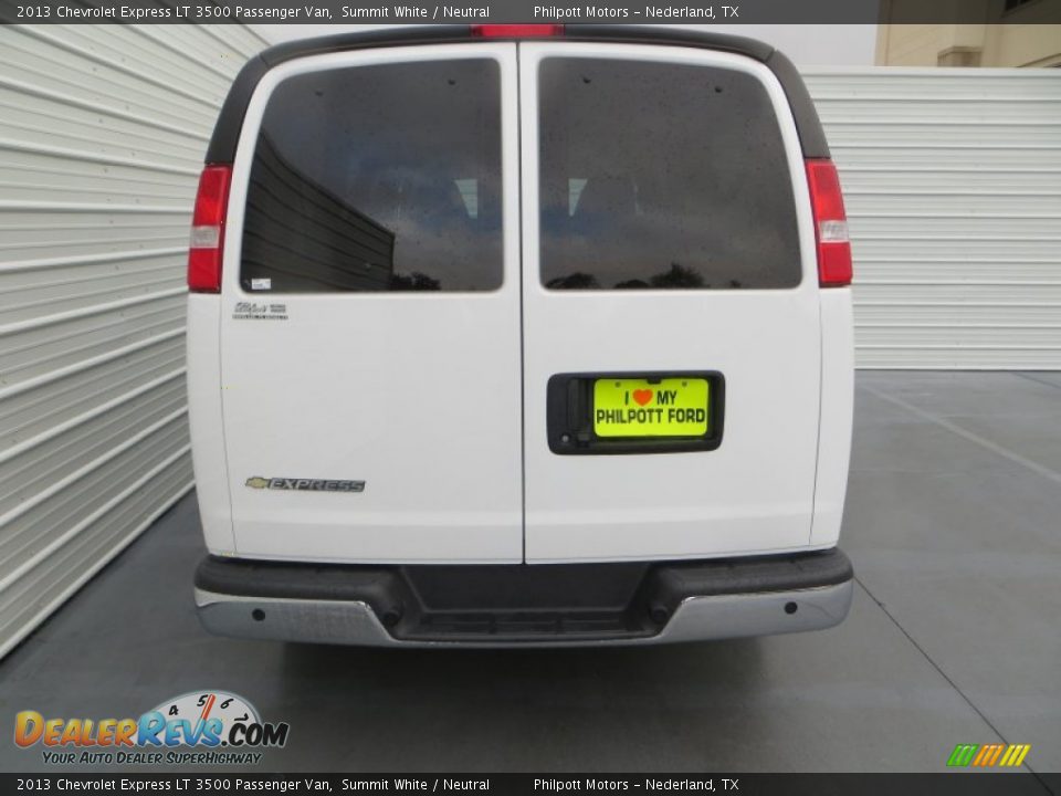 2013 Chevrolet Express LT 3500 Passenger Van Summit White / Neutral Photo #5