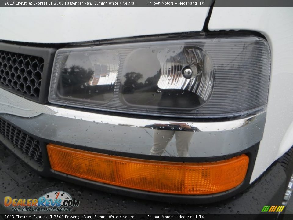 2013 Chevrolet Express LT 3500 Passenger Van Summit White / Neutral Photo #9