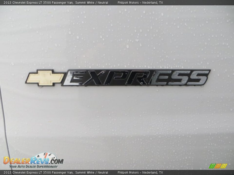 2013 Chevrolet Express LT 3500 Passenger Van Summit White / Neutral Photo #20