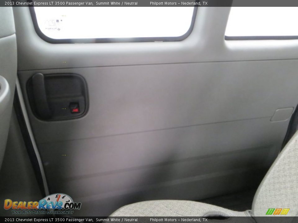 2013 Chevrolet Express LT 3500 Passenger Van Summit White / Neutral Photo #25