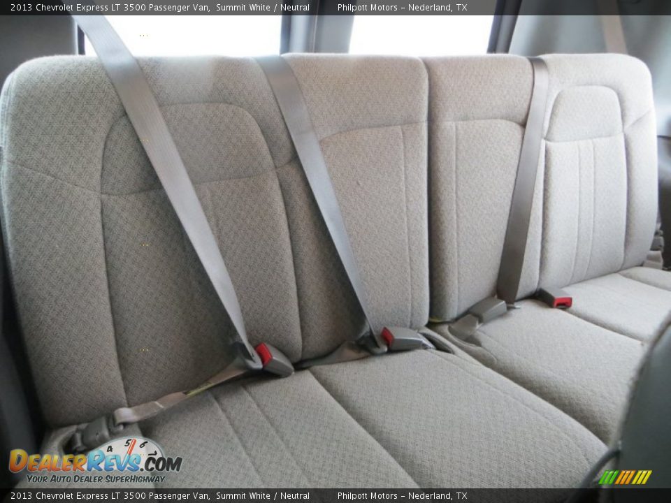 2013 Chevrolet Express LT 3500 Passenger Van Summit White / Neutral Photo #28