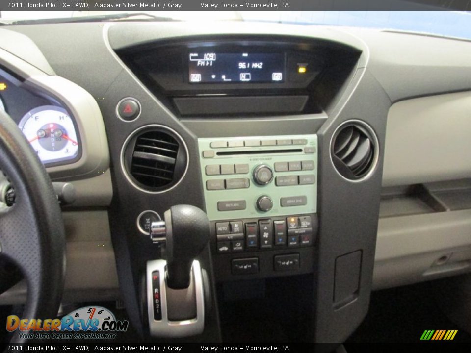 2011 Honda Pilot EX-L 4WD Alabaster Silver Metallic / Gray Photo #13