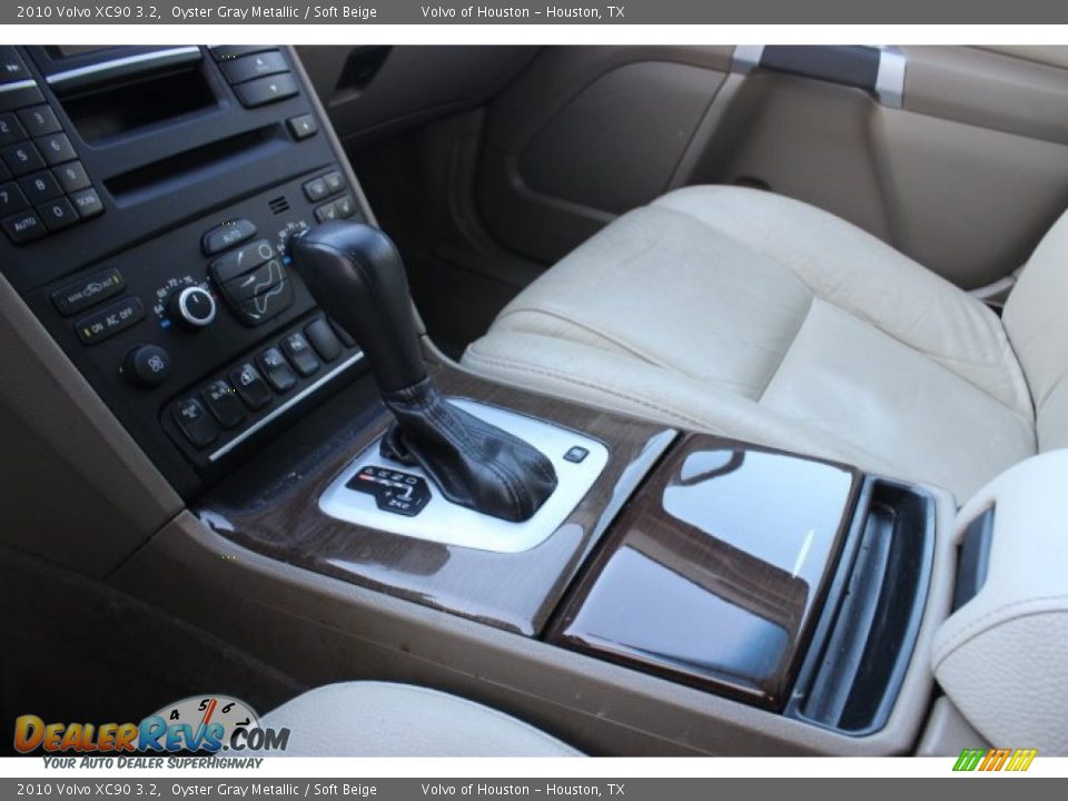 2010 Volvo XC90 3.2 Oyster Gray Metallic / Soft Beige Photo #9