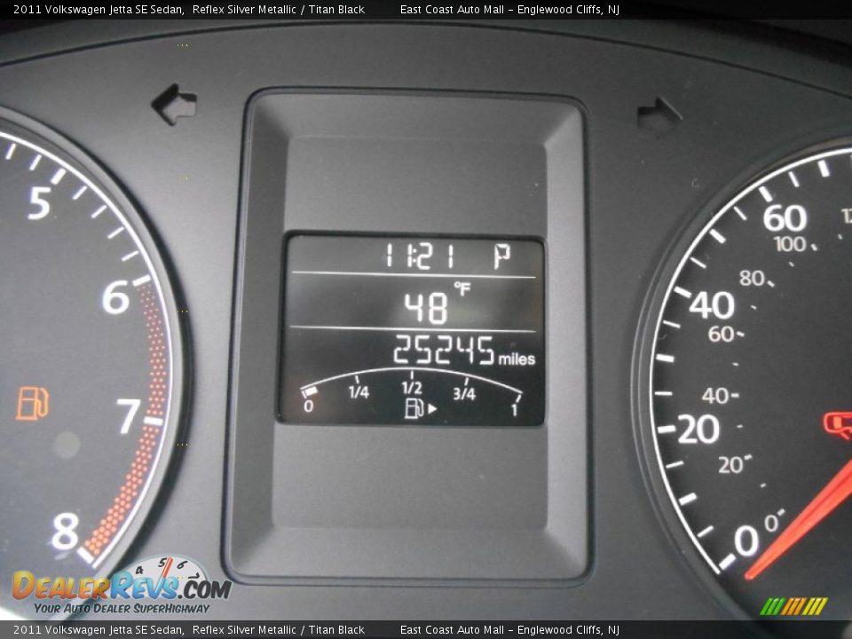 2011 Volkswagen Jetta SE Sedan Reflex Silver Metallic / Titan Black Photo #14