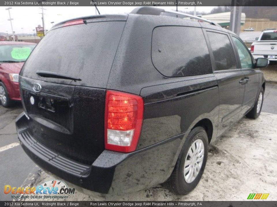 2012 Kia Sedona LX Midnight Black / Beige Photo #5