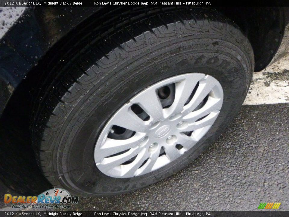 2012 Kia Sedona LX Midnight Black / Beige Photo #9