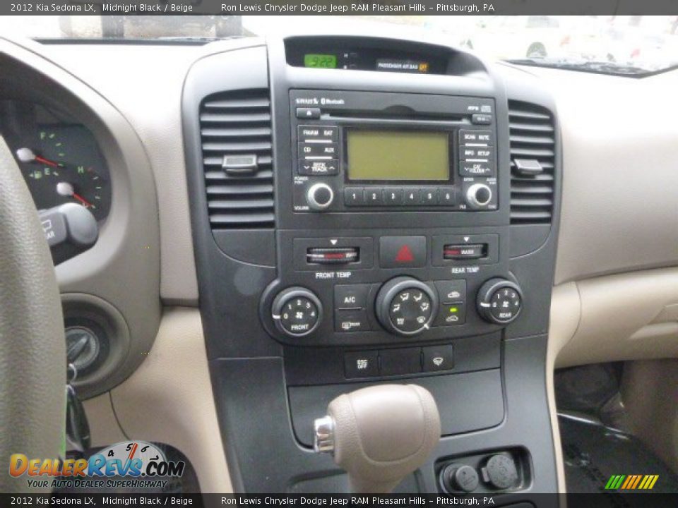 2012 Kia Sedona LX Midnight Black / Beige Photo #18