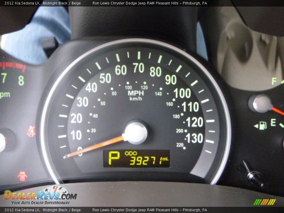 2012 Kia Sedona LX Midnight Black / Beige Photo #19