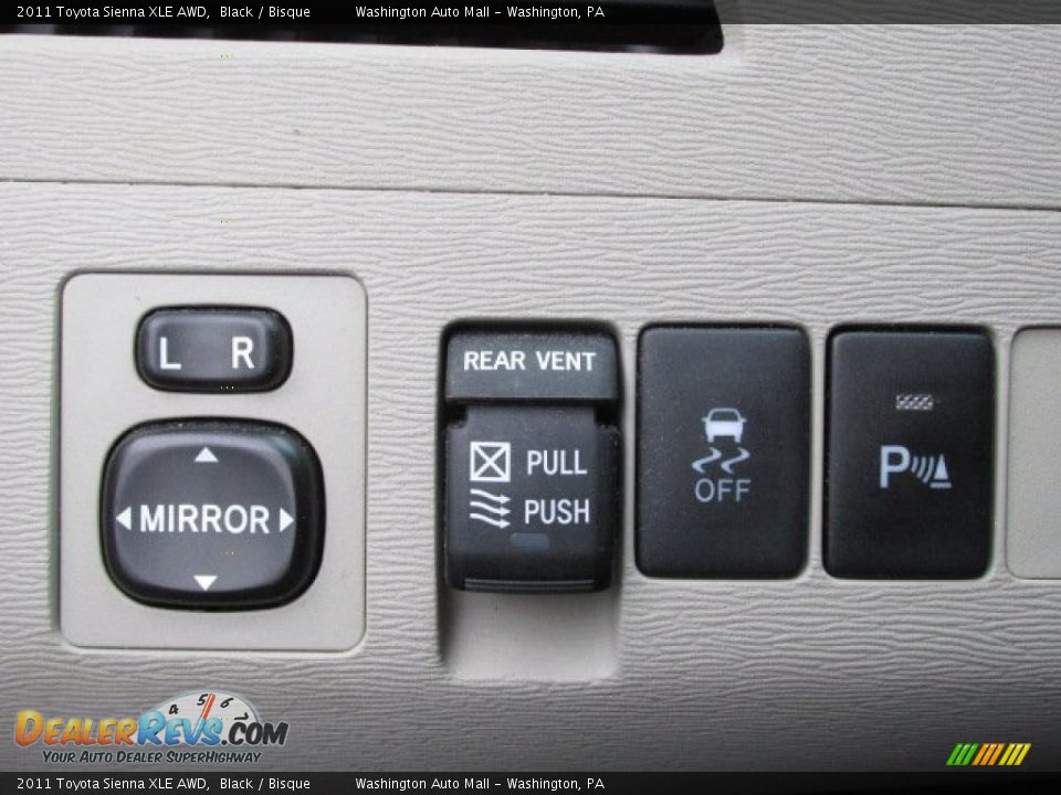 2011 Toyota Sienna XLE AWD Black / Bisque Photo #16