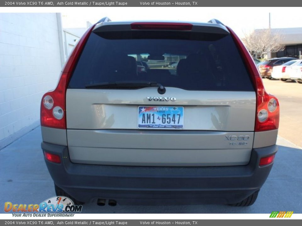 2004 Volvo XC90 T6 AWD Ash Gold Metallic / Taupe/Light Taupe Photo #3