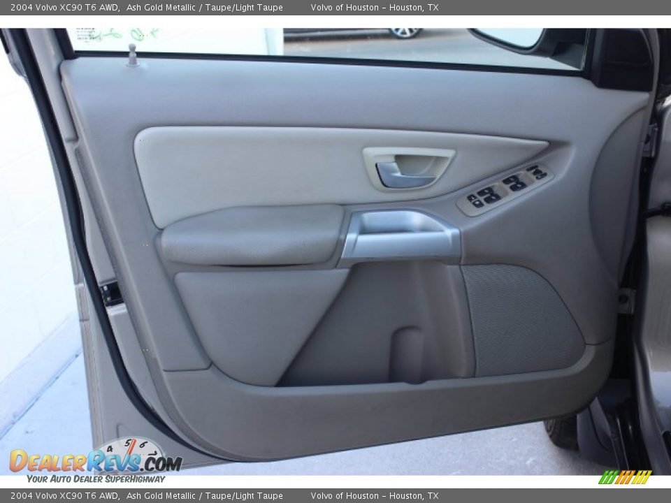 2004 Volvo XC90 T6 AWD Ash Gold Metallic / Taupe/Light Taupe Photo #6