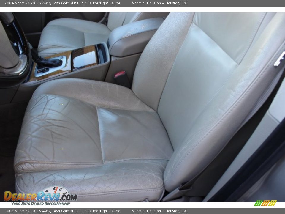 2004 Volvo XC90 T6 AWD Ash Gold Metallic / Taupe/Light Taupe Photo #8
