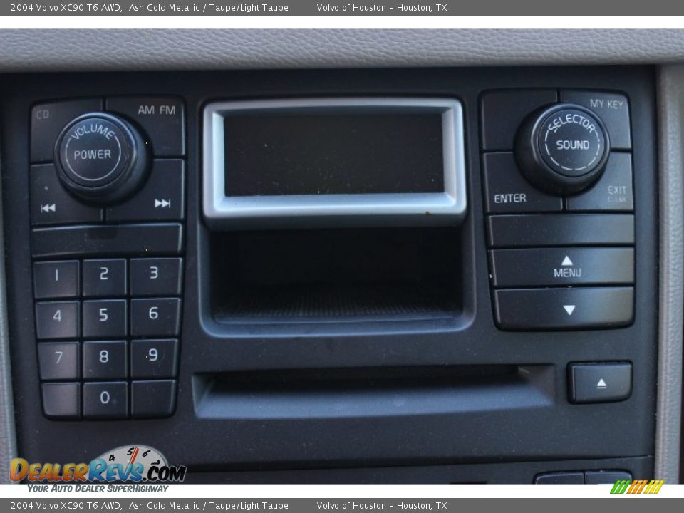 2004 Volvo XC90 T6 AWD Ash Gold Metallic / Taupe/Light Taupe Photo #14