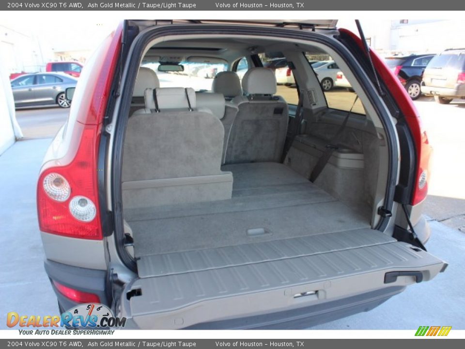 2004 Volvo XC90 T6 AWD Ash Gold Metallic / Taupe/Light Taupe Photo #23