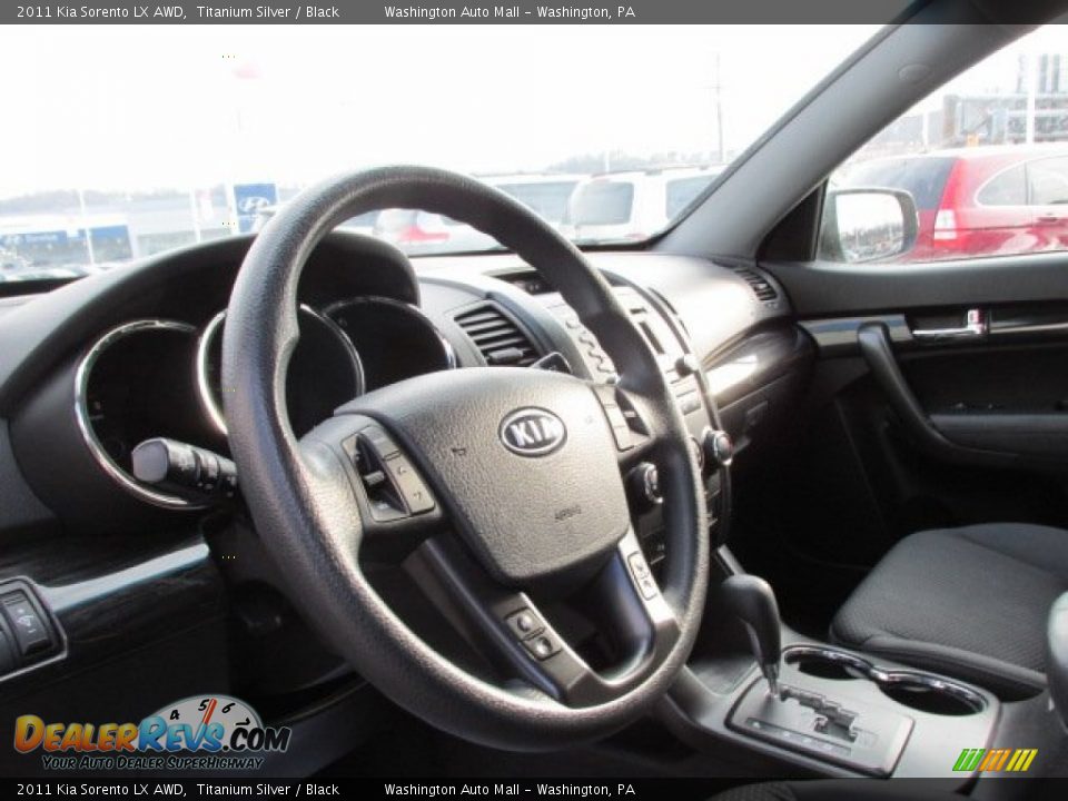 2011 Kia Sorento LX AWD Titanium Silver / Black Photo #9