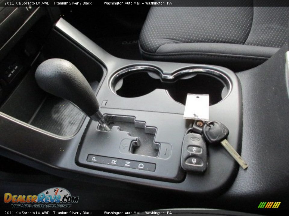2011 Kia Sorento LX AWD Titanium Silver / Black Photo #14