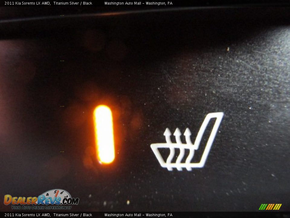 2011 Kia Sorento LX AWD Titanium Silver / Black Photo #18