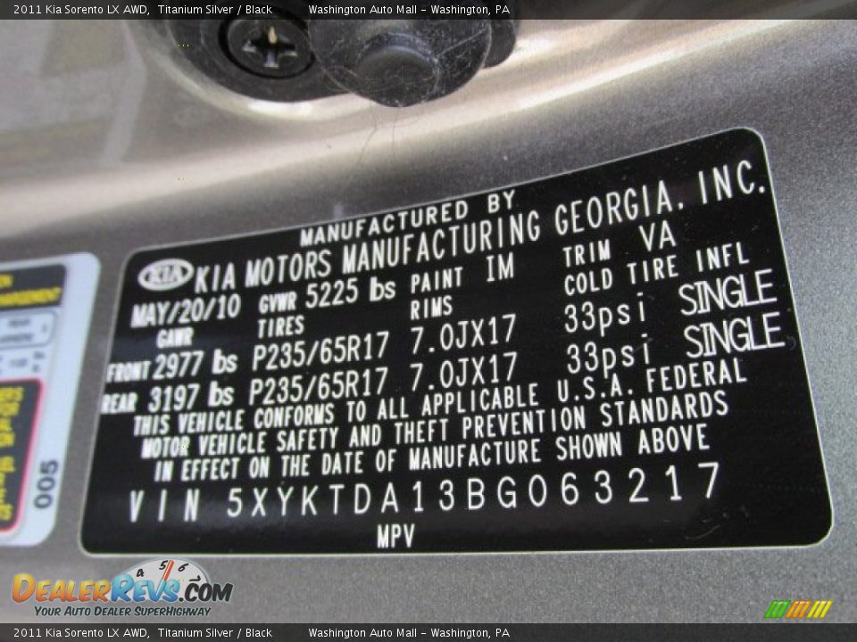 2011 Kia Sorento LX AWD Titanium Silver / Black Photo #19