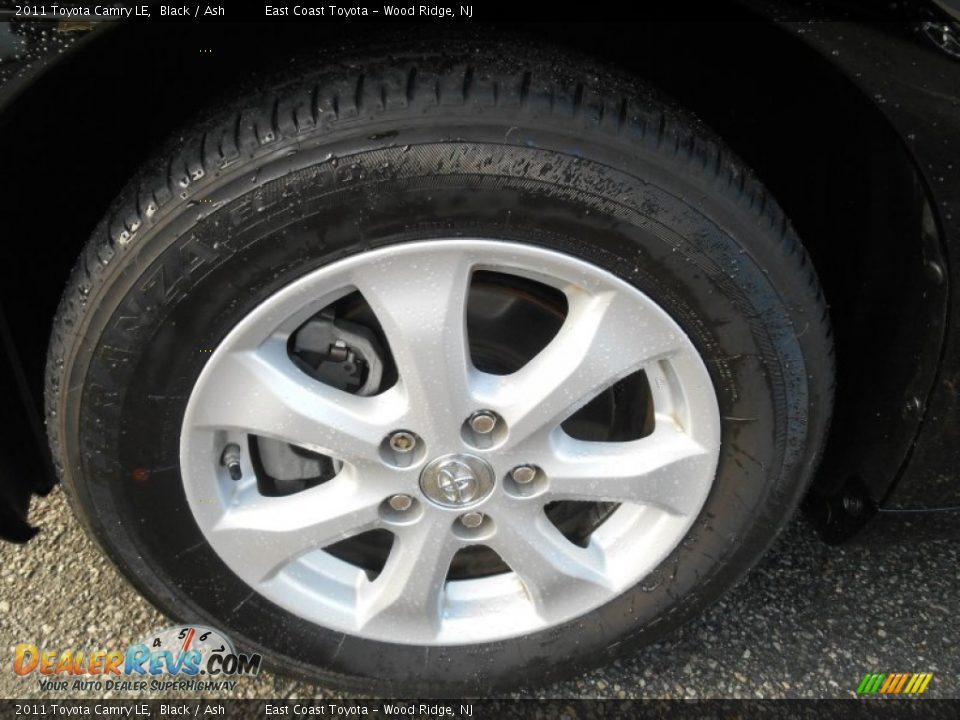 2011 Toyota Camry LE Black / Ash Photo #16