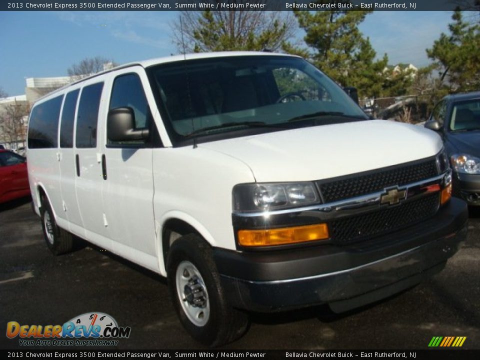 2013 Chevrolet Express 3500 Extended Passenger Van Summit White / Medium Pewter Photo #3