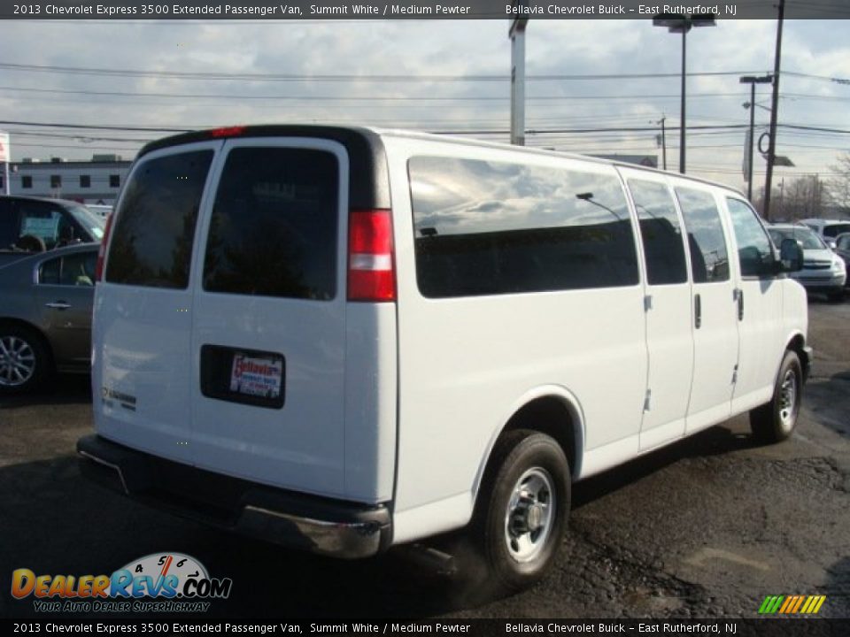 2013 Chevrolet Express 3500 Extended Passenger Van Summit White / Medium Pewter Photo #4
