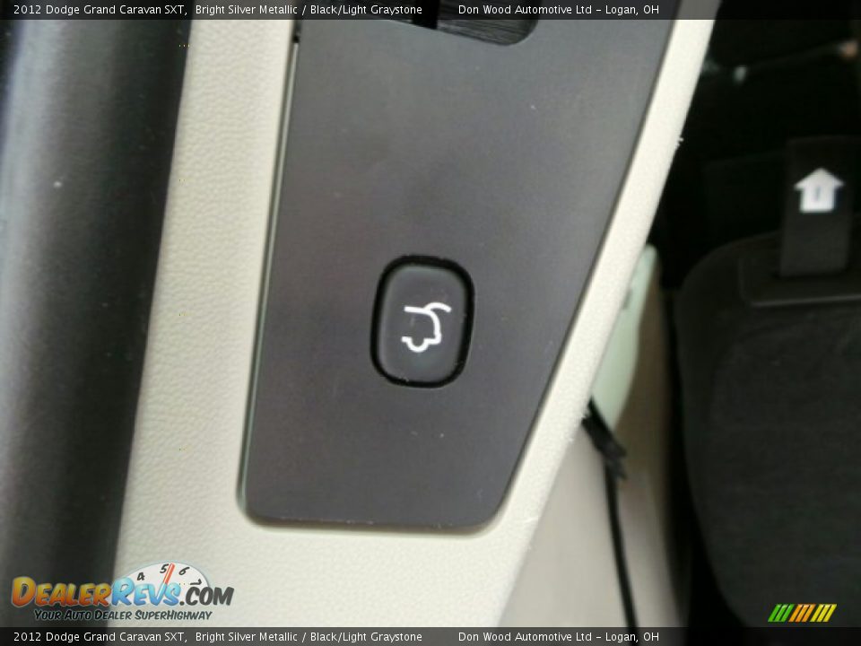 2012 Dodge Grand Caravan SXT Bright Silver Metallic / Black/Light Graystone Photo #6