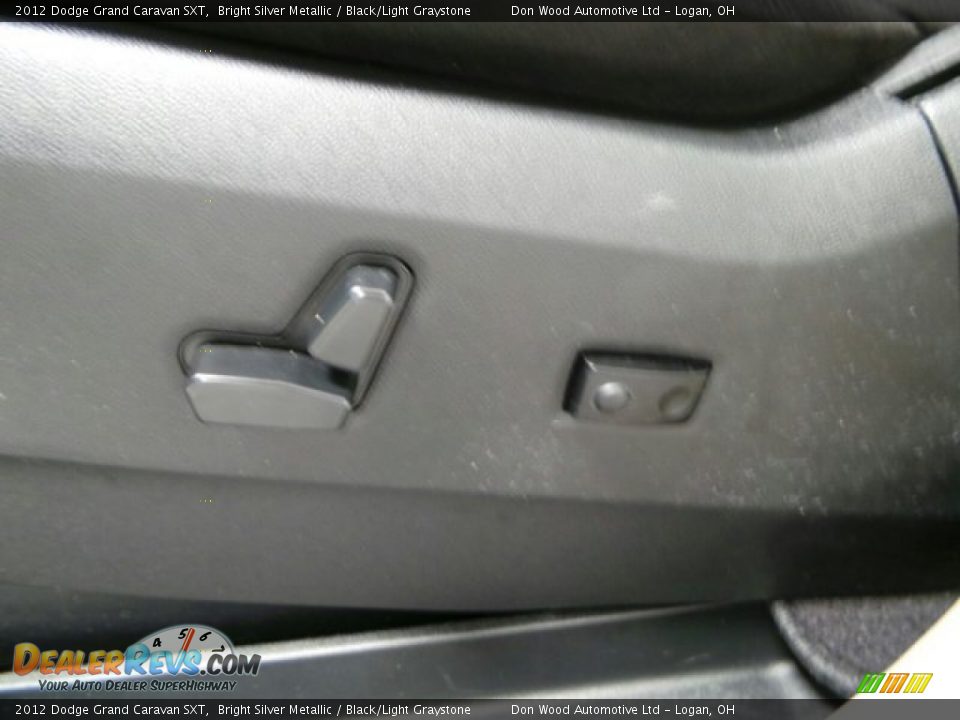 2012 Dodge Grand Caravan SXT Bright Silver Metallic / Black/Light Graystone Photo #15