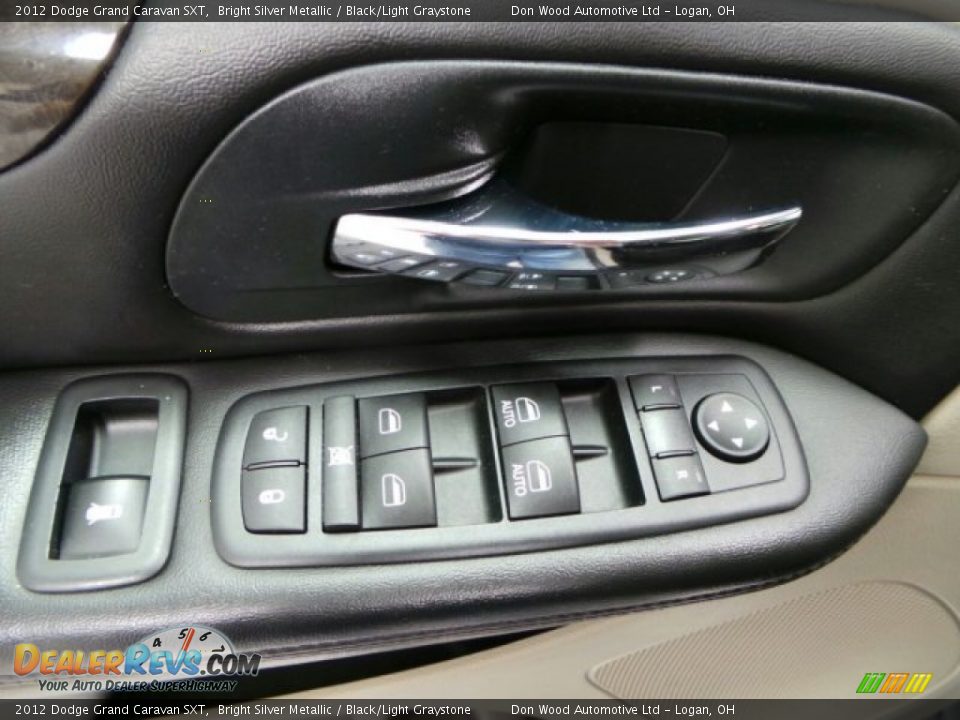 2012 Dodge Grand Caravan SXT Bright Silver Metallic / Black/Light Graystone Photo #17