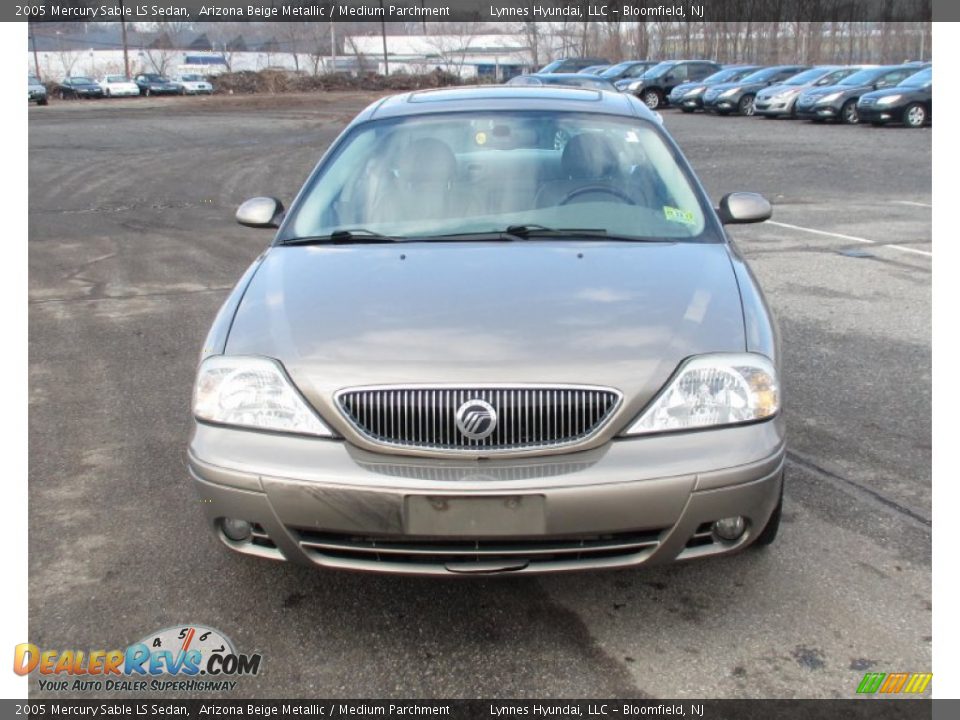 2005 Mercury Sable LS Sedan Arizona Beige Metallic / Medium Parchment Photo #2
