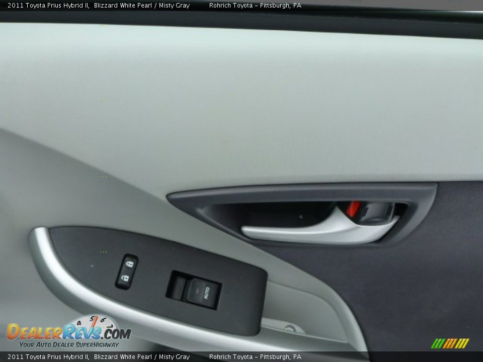 2011 Toyota Prius Hybrid II Blizzard White Pearl / Misty Gray Photo #11