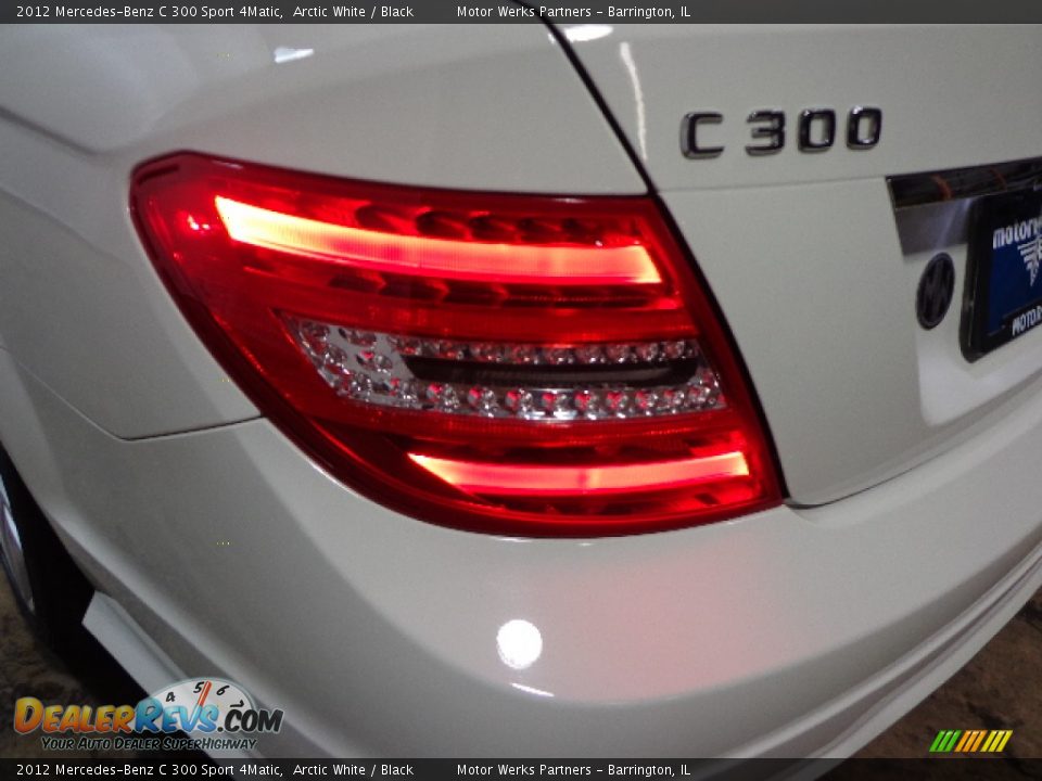 2012 Mercedes-Benz C 300 Sport 4Matic Arctic White / Black Photo #11