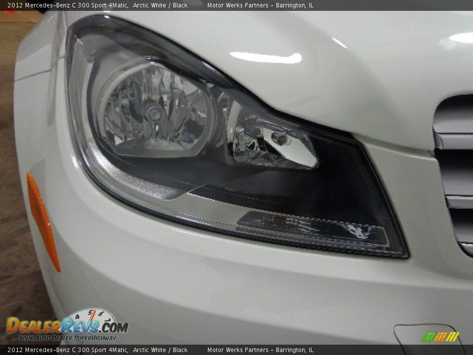 2012 Mercedes-Benz C 300 Sport 4Matic Arctic White / Black Photo #21