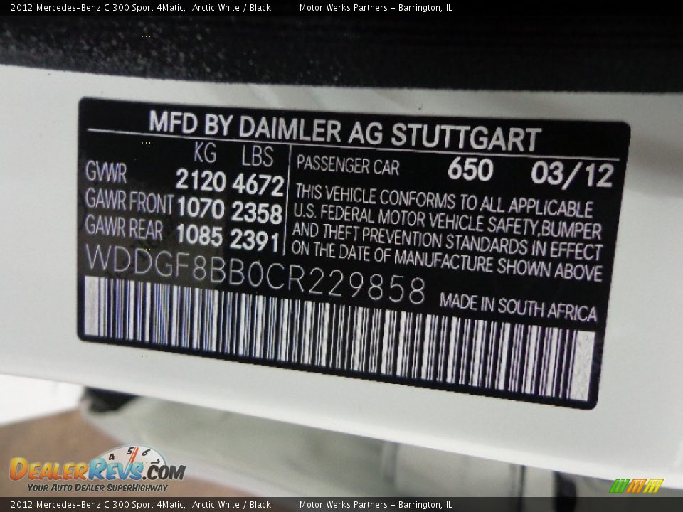 2012 Mercedes-Benz C 300 Sport 4Matic Arctic White / Black Photo #23