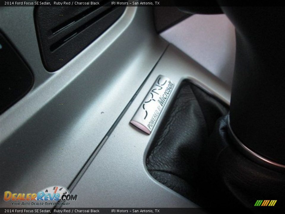 2014 Ford Focus SE Sedan Ruby Red / Charcoal Black Photo #15