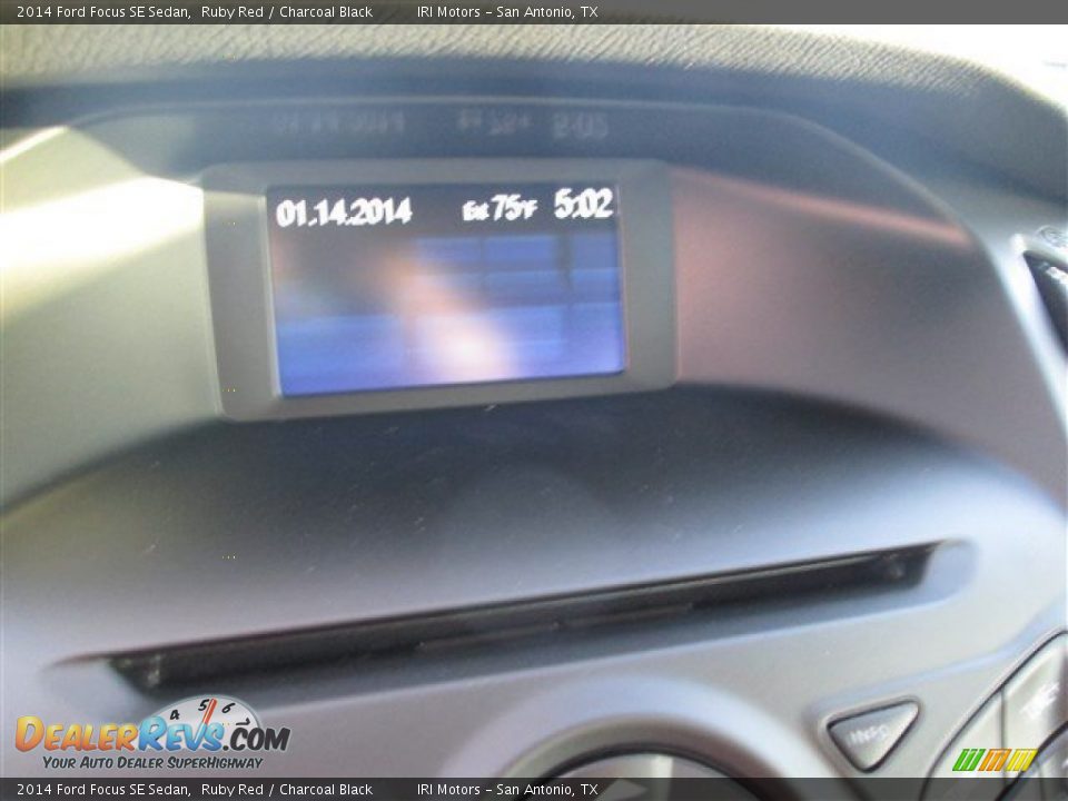2014 Ford Focus SE Sedan Ruby Red / Charcoal Black Photo #17