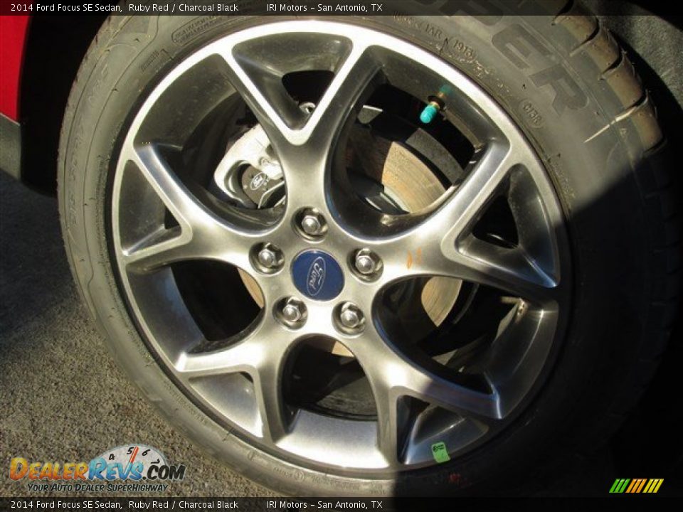 2014 Ford Focus SE Sedan Ruby Red / Charcoal Black Photo #28